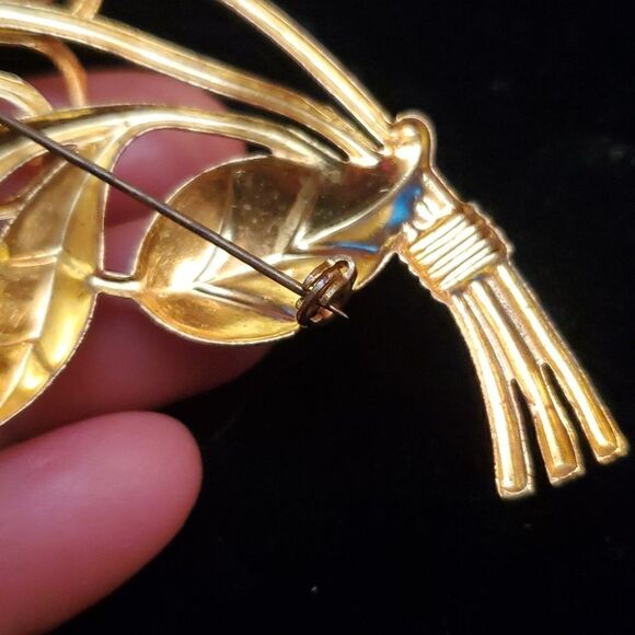 Aquamarine Center Flower Brooch Floral Pin Statement Gold Tone Vintage Unsigned - Picture 6 of 7